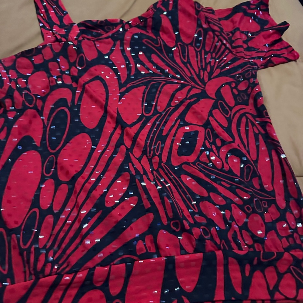 Red and Black Patterned Sleeveless Top